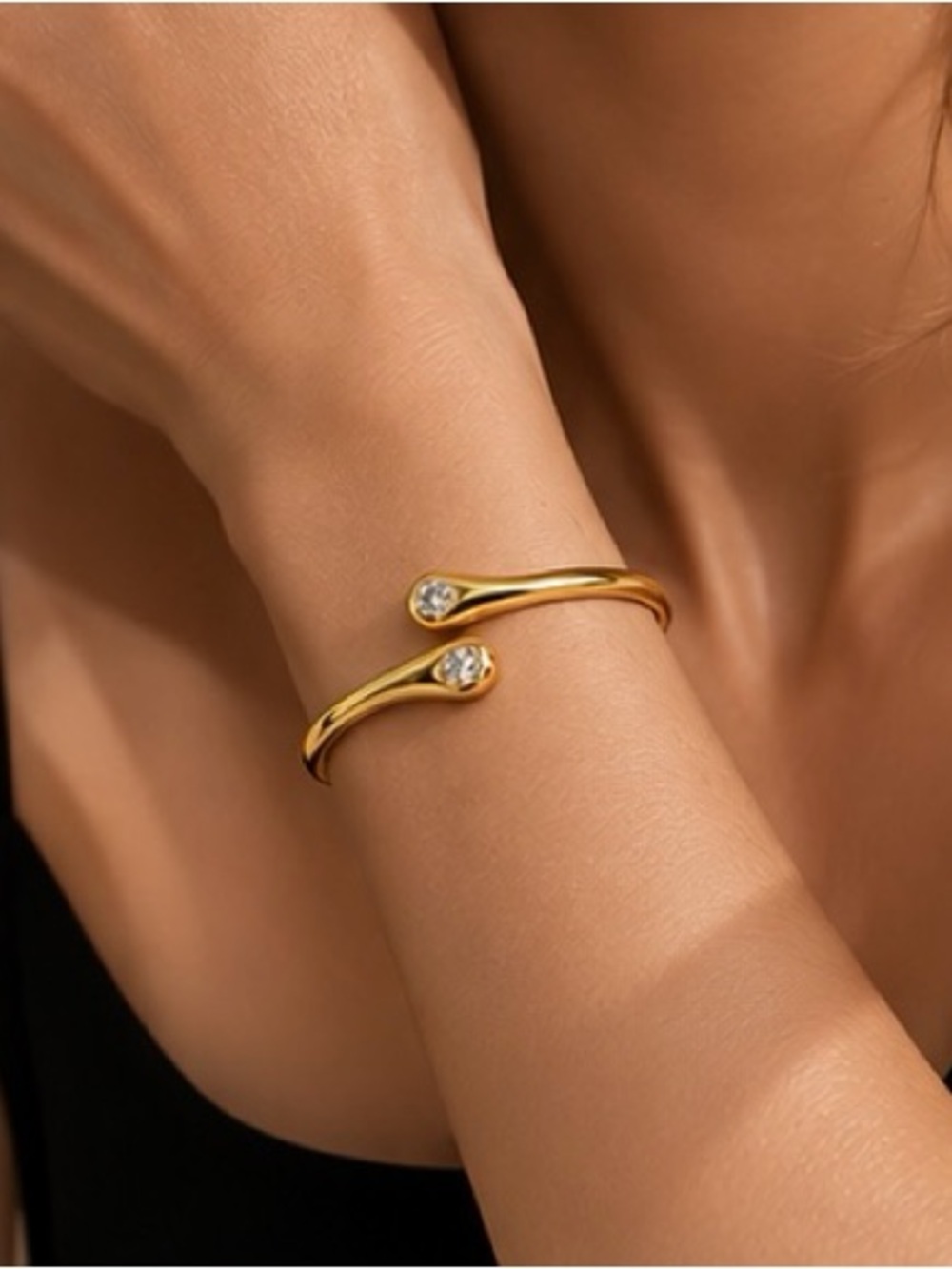 18K Gold Plated Teardrop Crystal Cuff Bracelet Minimalist Elegant Jewelry - Picture 4 of 5